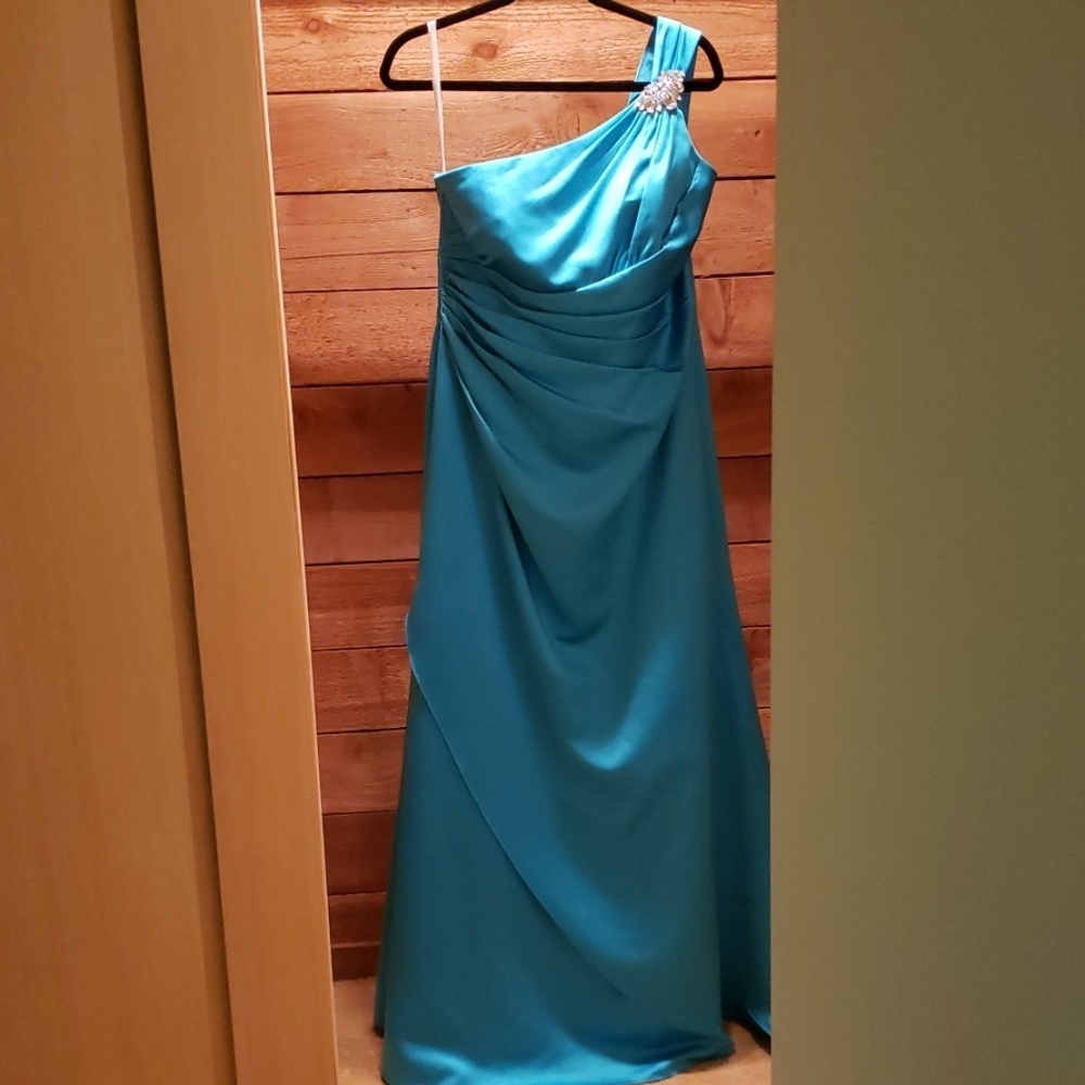 David's Bridal Prom Dress